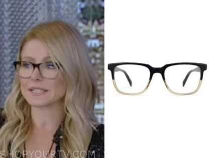 kelly ripa glasses november 2020.